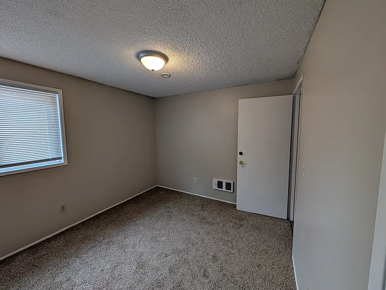 4619 Polaris St NE #A — Photo 11