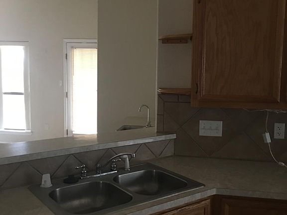 5th image of 4101 Embers Dr