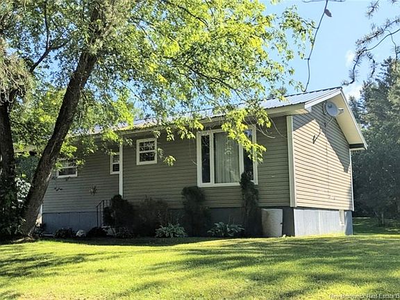 3rd image of 39 M Sturgeon Ln