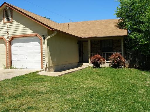 1st image of 1102B Hickory Grove Dr