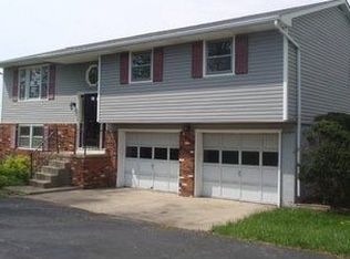 10890 Tarlton Rd, Circleville, OH 43113