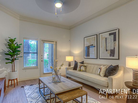 3rd image of 2906 N Braeswood Blvd #400