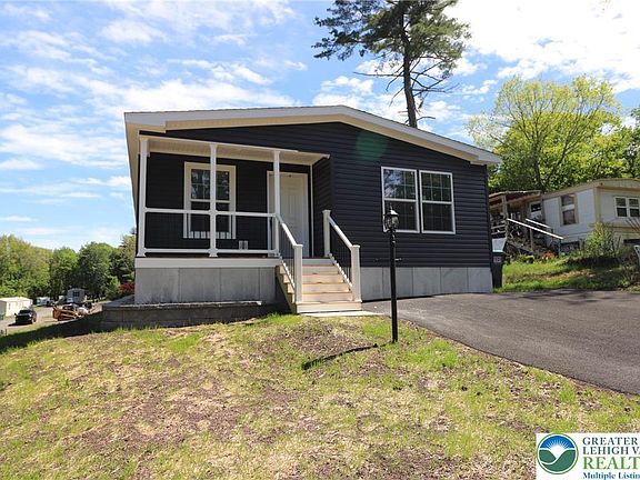 3rd image of 5020 Old Timber Rd