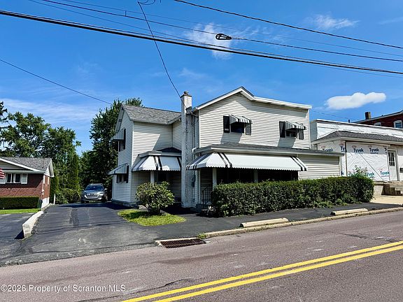 3rd image of 603 E Drinker St