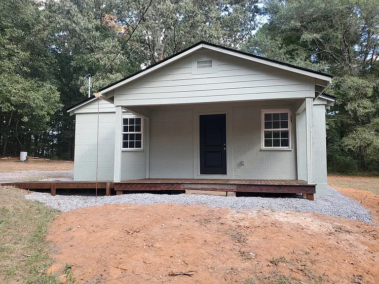 2217 Martintown Rd — Photo 2