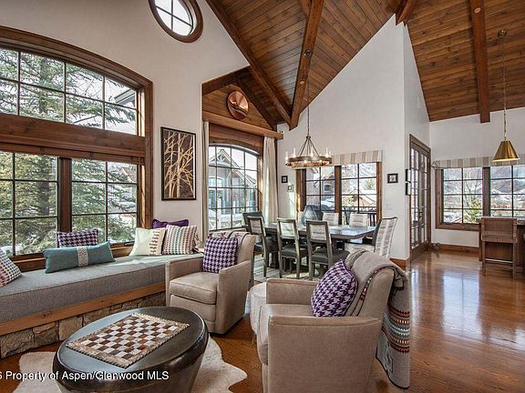 2nd image of 425 Wood Rd #60