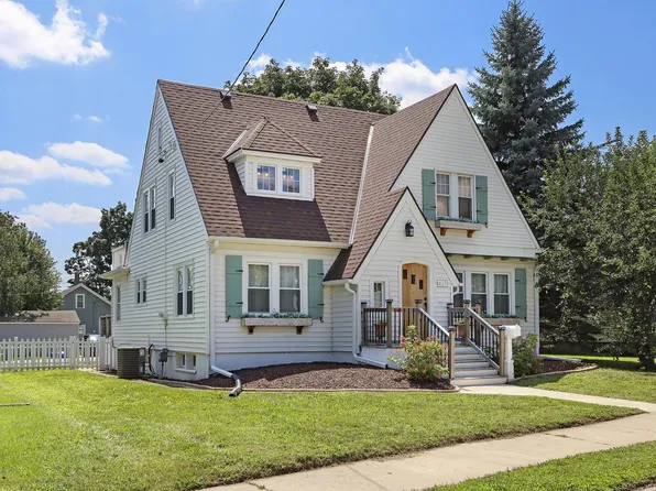 417 West State STREET, Burlington, WI 53105