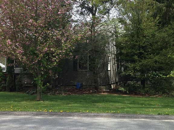 4th image of 1198 Union Ave