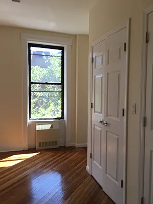 Rented by Brooklyn Real Inc | media 13