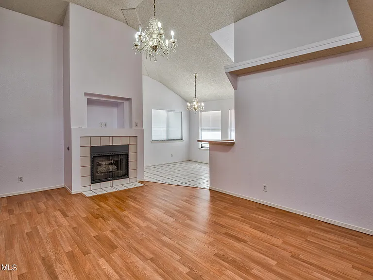 7324 Canyon Run Dr — Photo 4