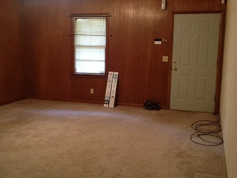 1112 Old Mill Rd — Photo 1