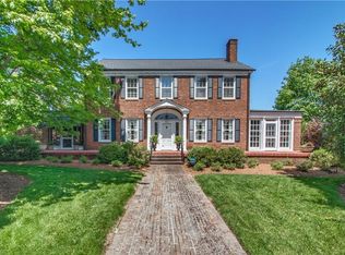 202 Ridgeway Ave, Statesville, NC 28677