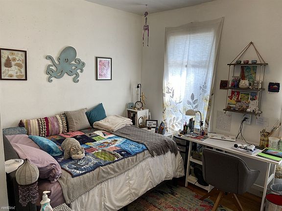 landlord_unit_photo_49942170_8