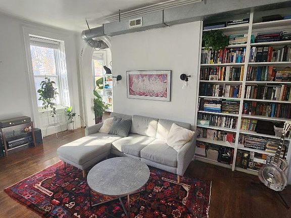 2nd image of 3421 Race St APT 2