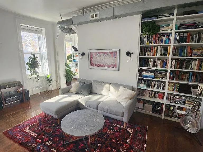 3421 Race St #2 — Photo 2