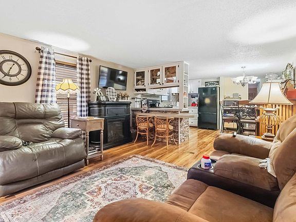 5th image of 112 Burnt Mill Ln