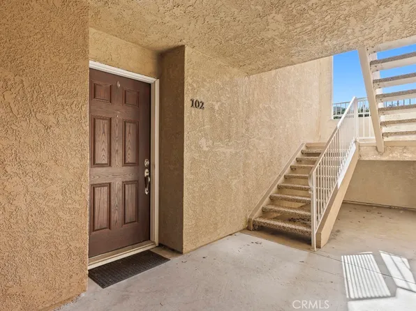 2320 Del Mar Way Unit 102, Corona, CA 92882