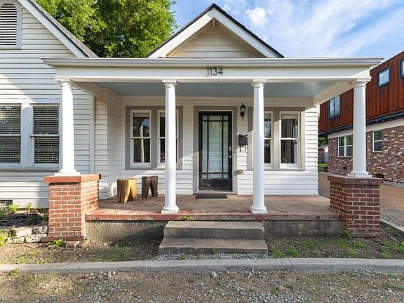 4th image of 1134 NW 40th St