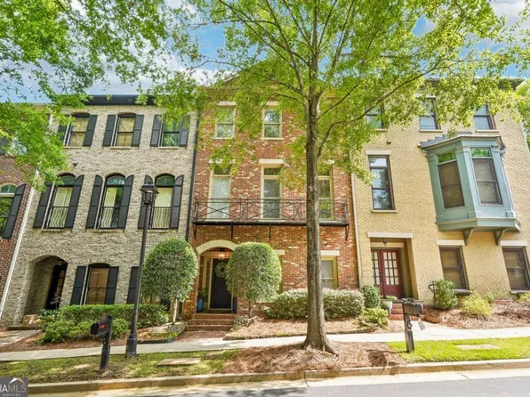 151 W Ridge Way, Roswell, GA 30076