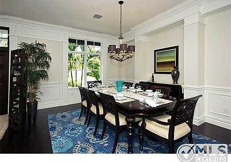 3rd image of 926 Banyan Dr