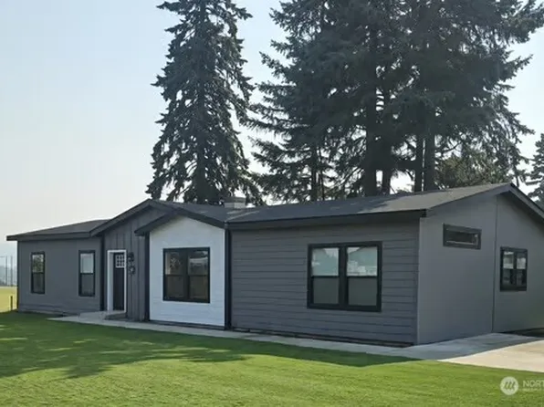 105 S 16th Street, Elma, WA 98541