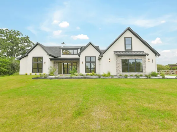6999 McCrae Ln, Bryan, TX 77808