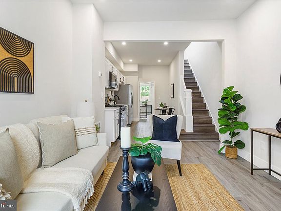 5th image of 1208 Glyndon Ave