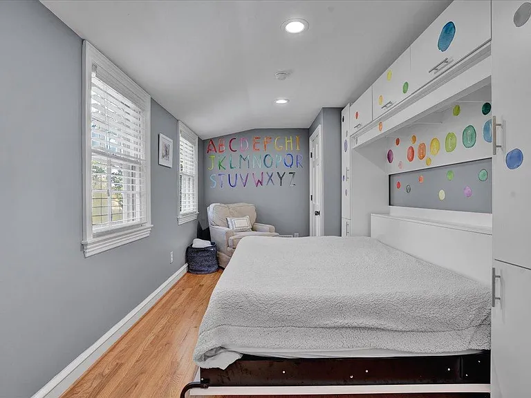 2nd floor bedroom #3, murphy bed shown open