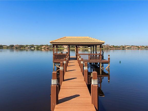 2nd image of 1826 Lake Roberts Ct