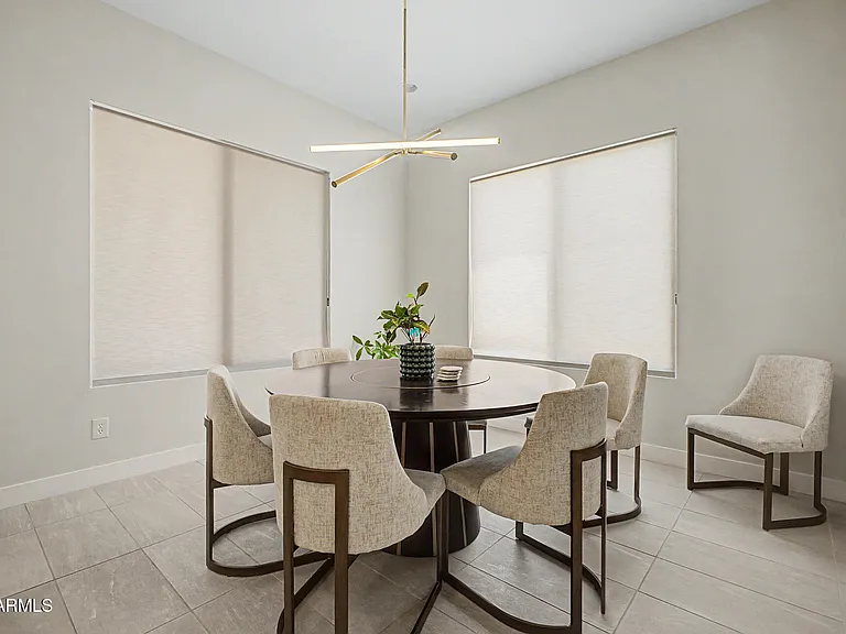 3813 E Fairfield St — Photo 15