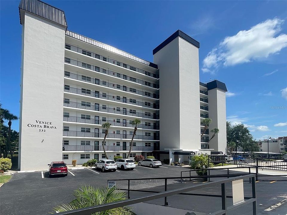 1st image of 232 Saint Augustine Ave APT 207