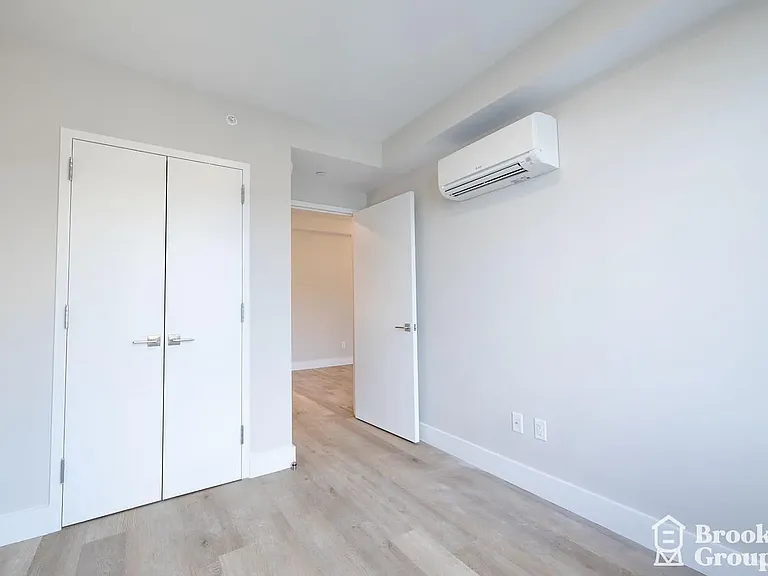 1711 Hancock St #707 — Photo 6