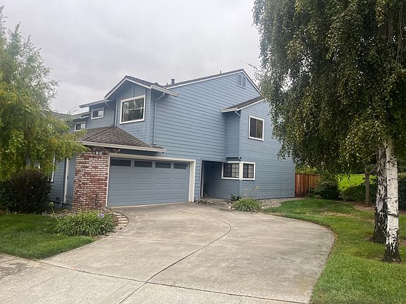 2nd image of 37 Winding Way Unit 37