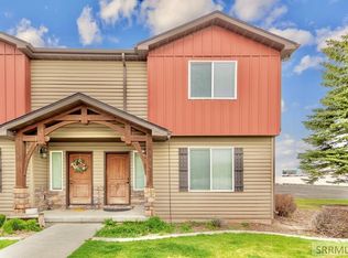530 Sunflower Rd, Rexburg, ID 83440