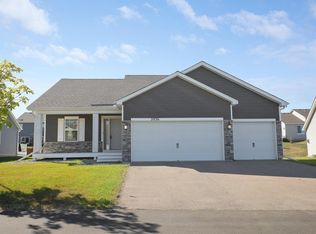 2036 Windermere Way, Shakopee, MN 55379