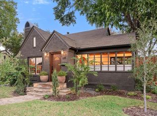 2218 Carnes St, Dallas, TX 75208