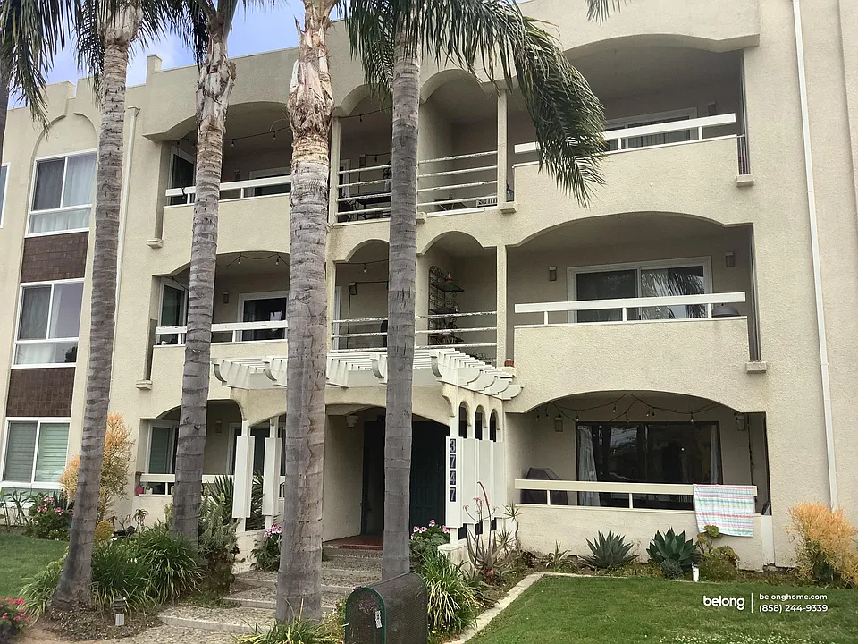 3747 Yosemite St #3