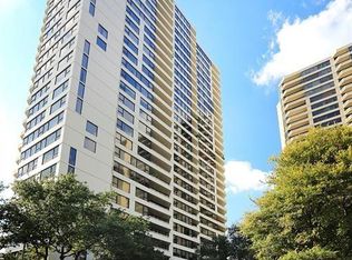 15 Greenway Plz UNIT 12G, Houston, TX 77046