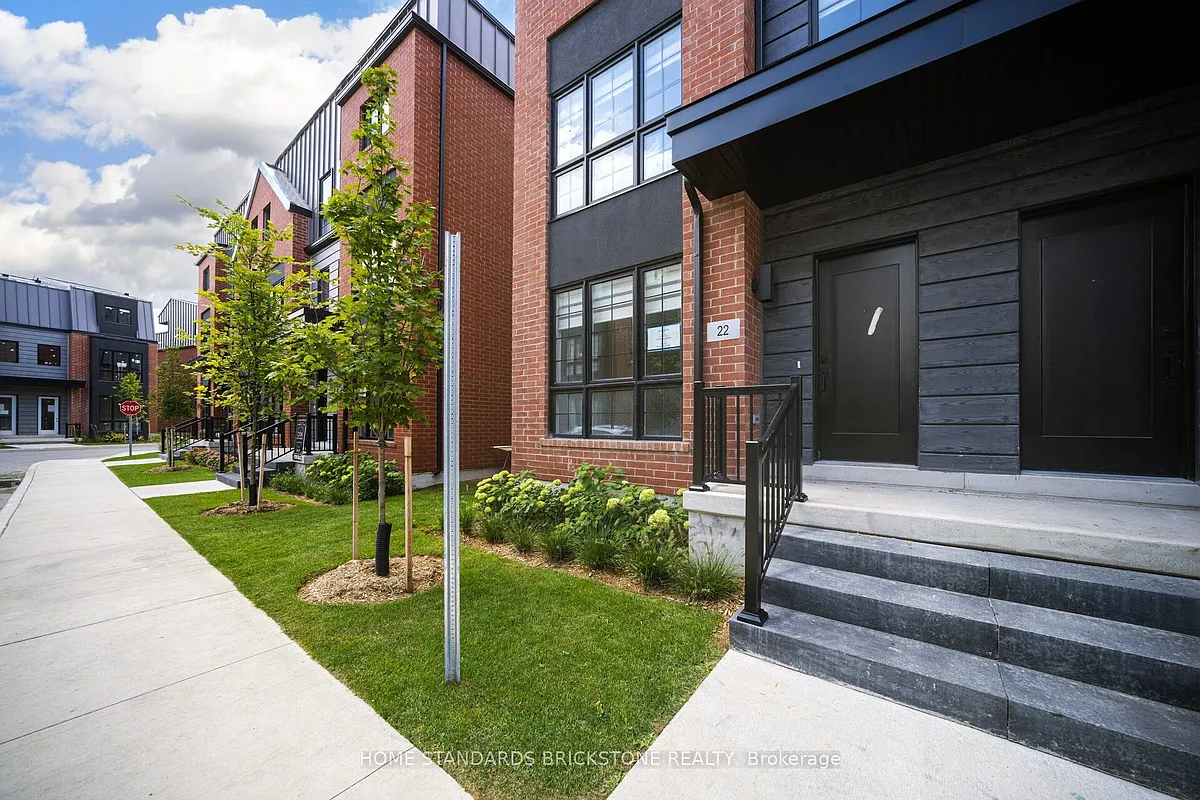 Building Photo - 22 Chesley St