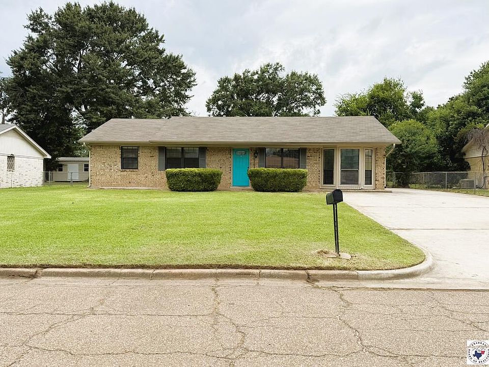 1st image of 4809 Parkland Dr