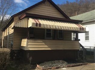 1005 Custer St, Vandergrift, PA 15690
