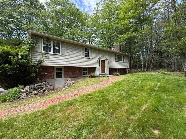 29 Magnolia Ave, Manchester, MA 01944