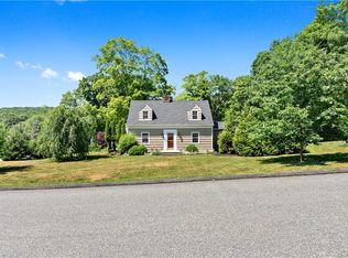 1 Kelly Ridge Rd, Carmel, NY 10512