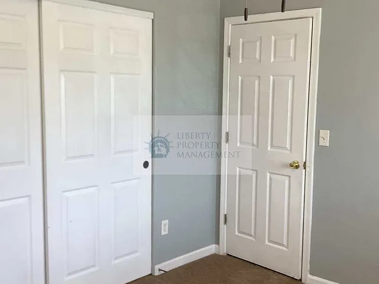 4425 Crown Valley Way — Photo 17