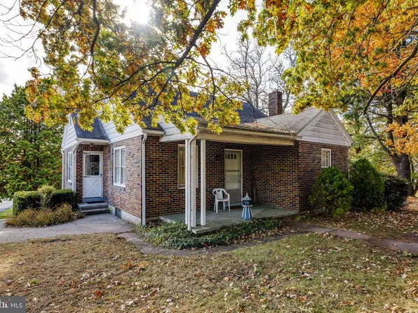 466 Witmer Rd, Mohnton, PA 19540