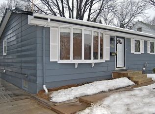 2132 N Upland Crst, Columbia Heights, MN 55421