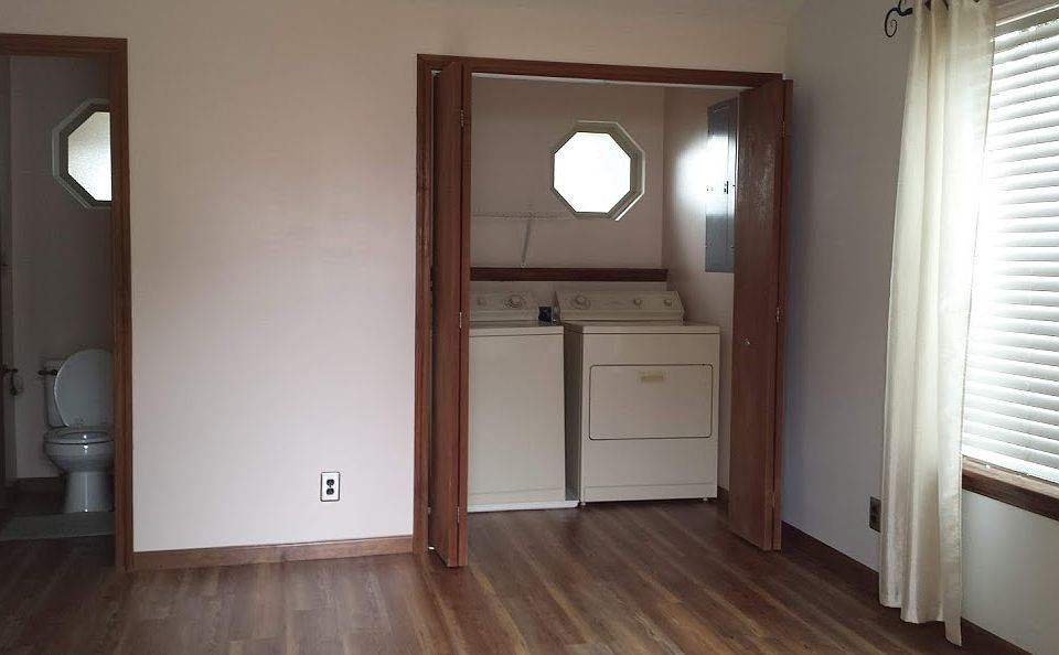 1st image of 218 Grovewood Dr
