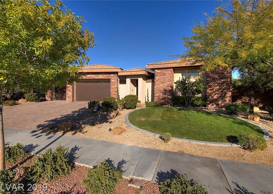 1st image of 10824 Willow Heights Dr