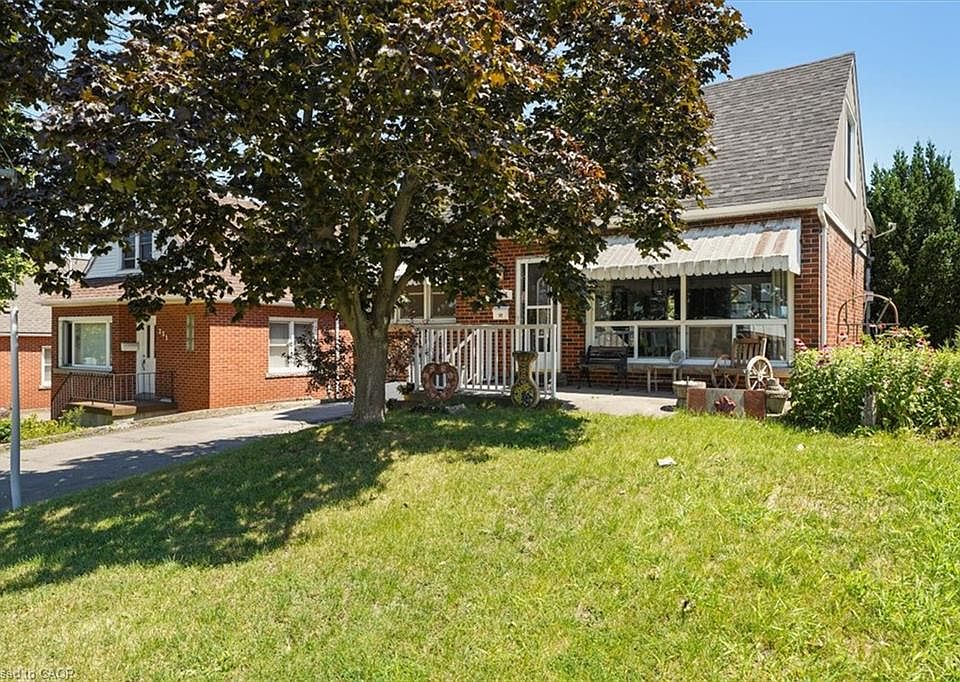 1st image of 233 Auburn Ave