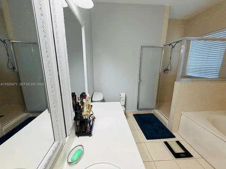 15858 SW 138th Ter — Photo 28
